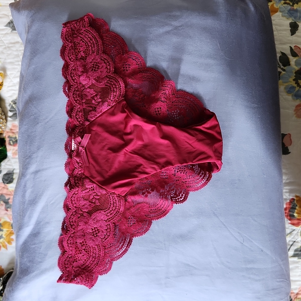 NWOT Victoria's Secret panties